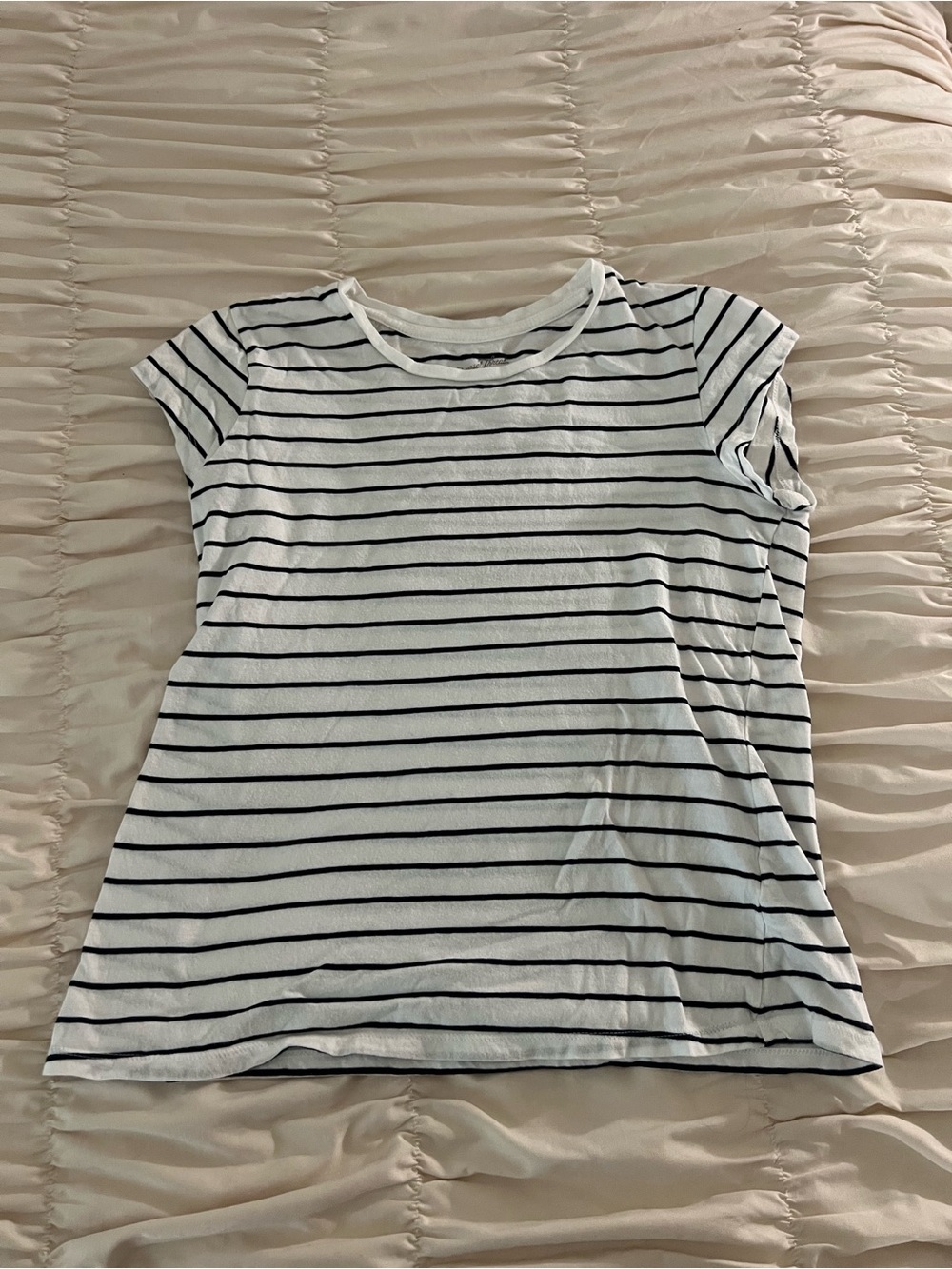 Universal Thread White Short Sleeve Tee with Black Stripes